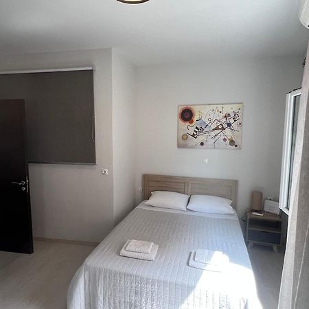 S&E New Port Apartment コルフ島 エクステリア 写真