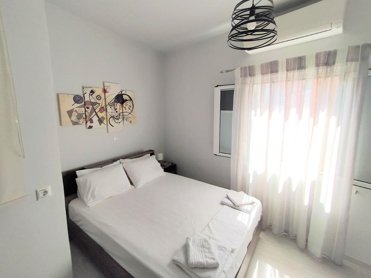 S&E New Port Apartment コルフ島 エクステリア 写真