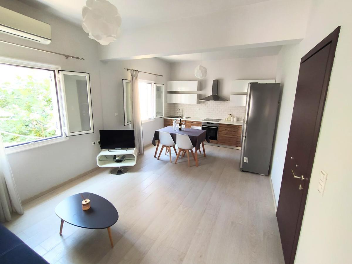 S&E New Port Apartment コルフ島 エクステリア 写真