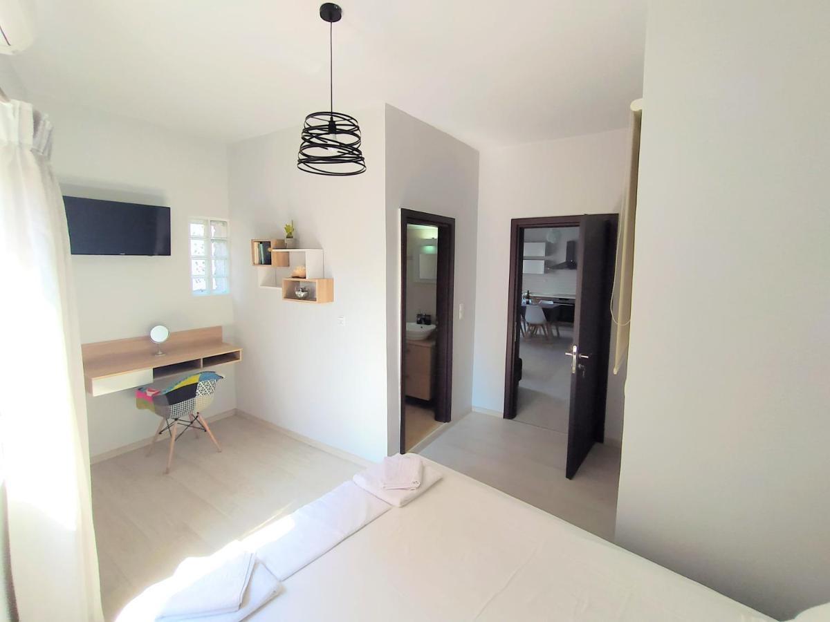 S&E New Port Apartment コルフ島 エクステリア 写真