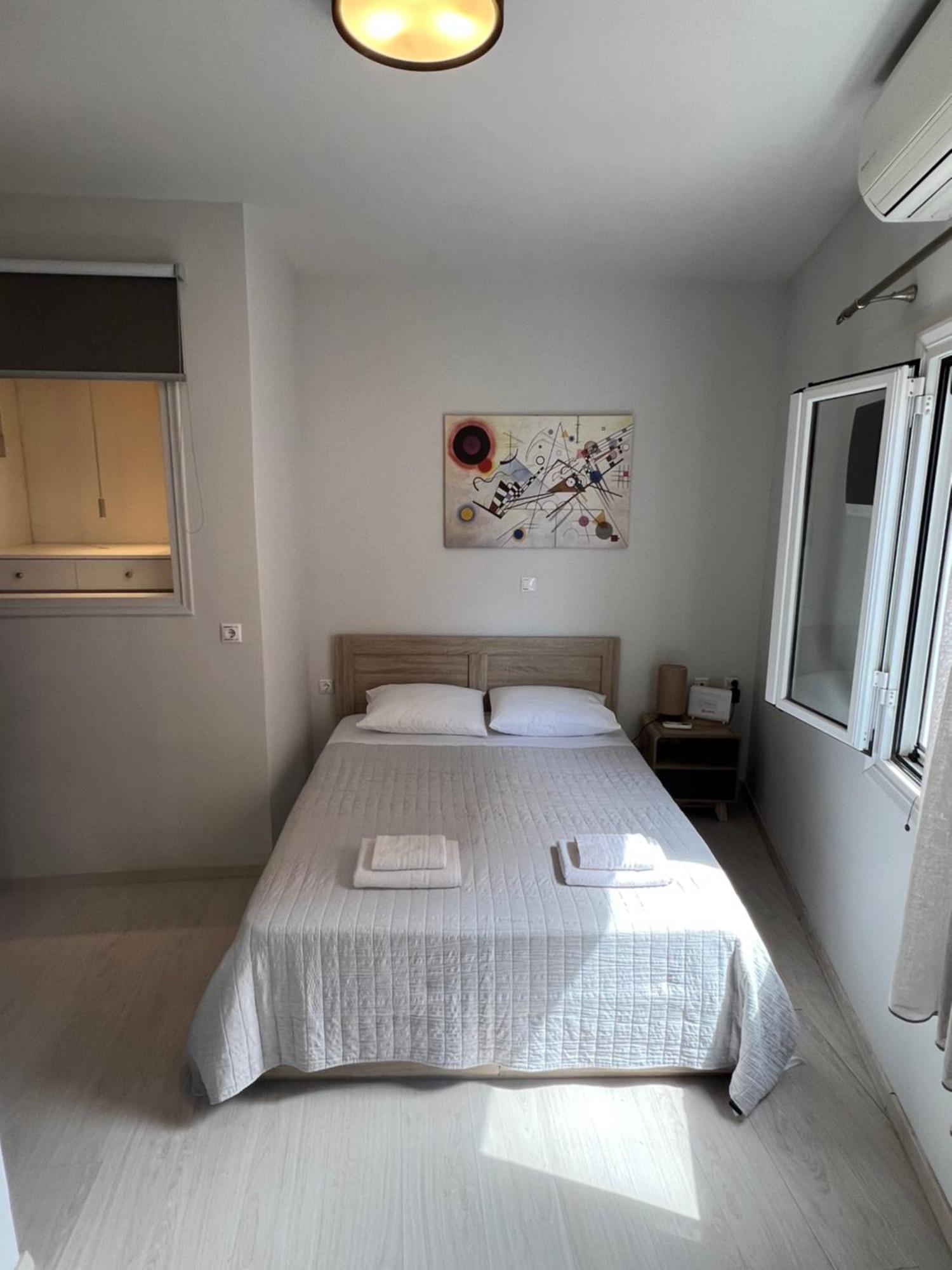 S&E New Port Apartment コルフ島 エクステリア 写真